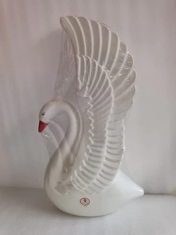 Swan Pot 27 Inch — FloralforU