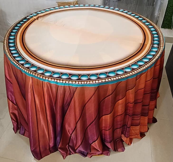 Round Table Cover (Design 2) — FloralforU