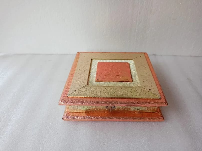 Meva Box — FloralforU