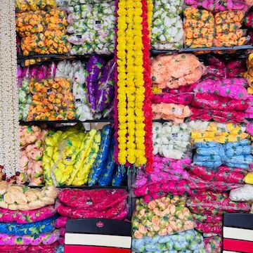 Loose flower heads by the bag